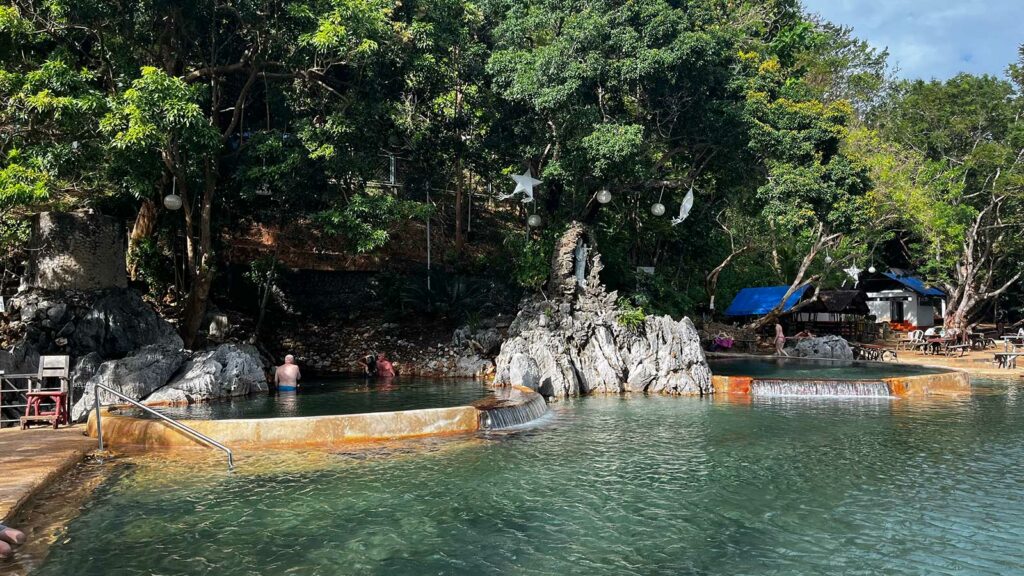 Les Maquinit Hot Springs Coron