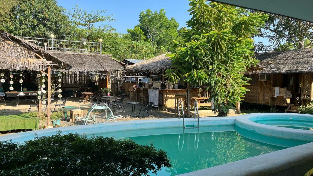 La piscine de la Casa Aitor à Puerto Princesa